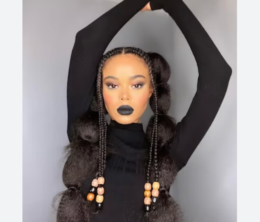 e-girl hairstyle look