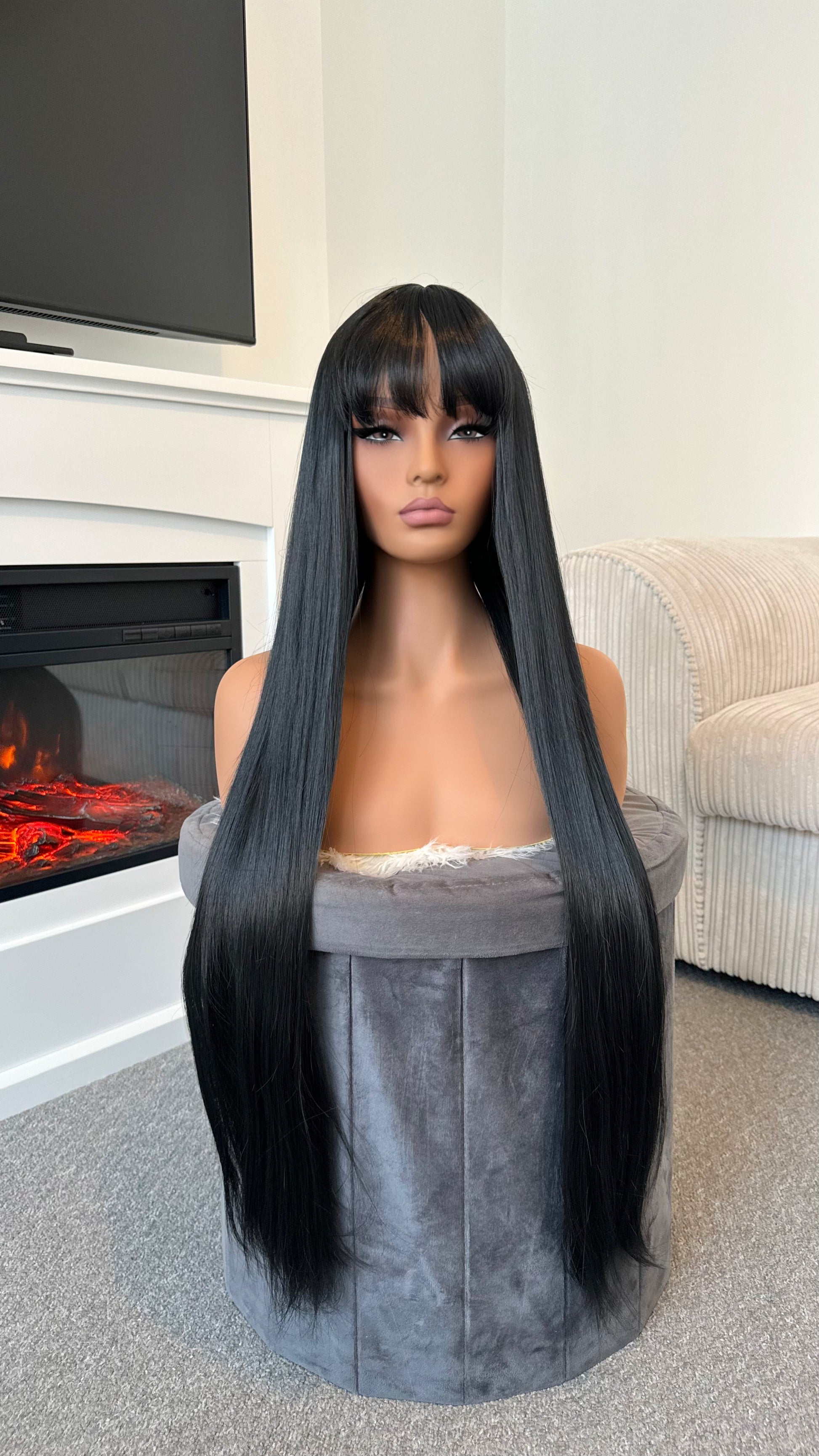 model fringe wig synthetic hair black silk synthetic hair wig
