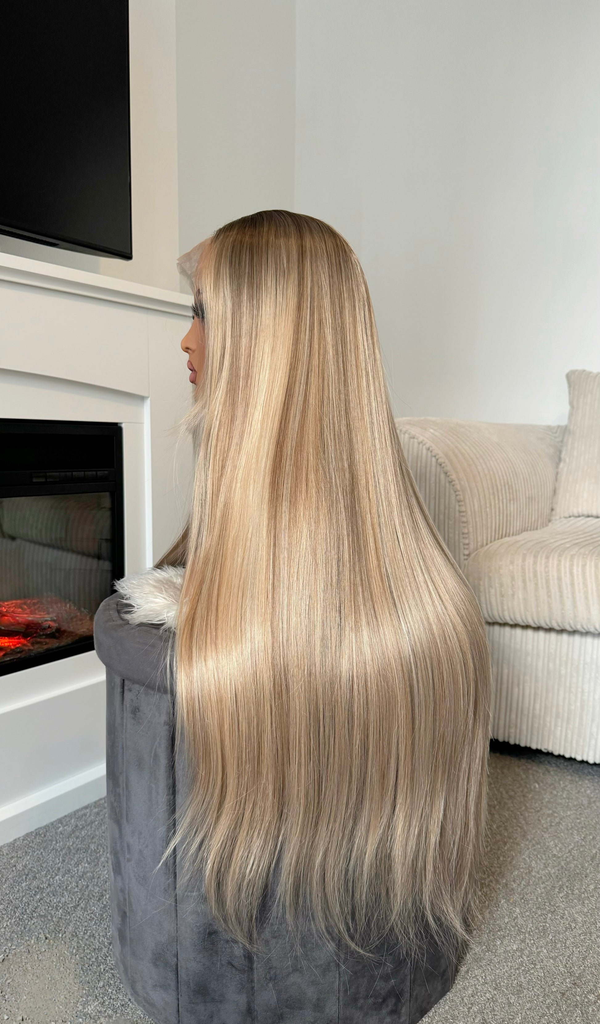 natural blonde lace front synthetic hair wig from pbeautyhair