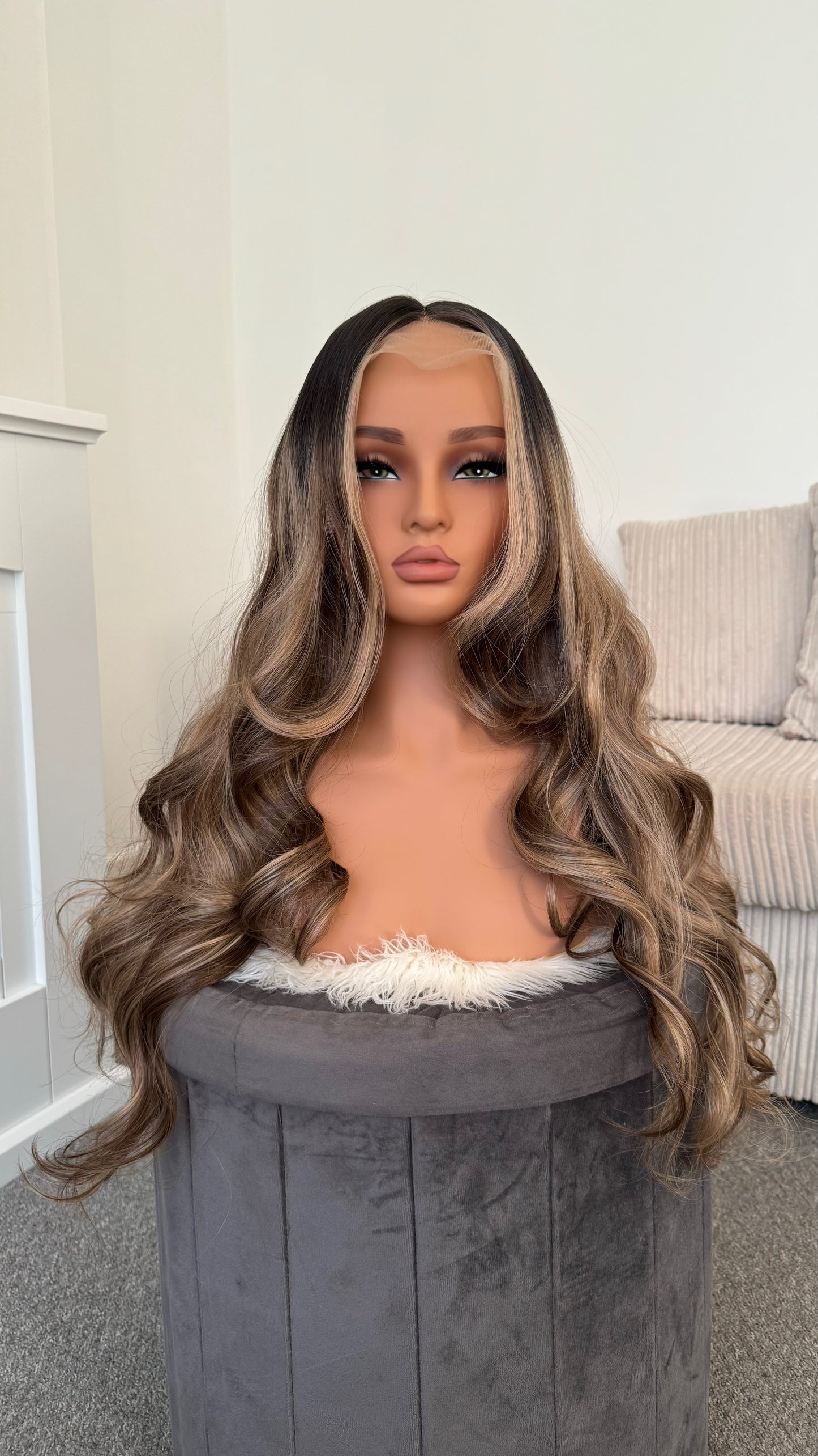 model 13x4 balayage synthetic hair lace front wig for women
